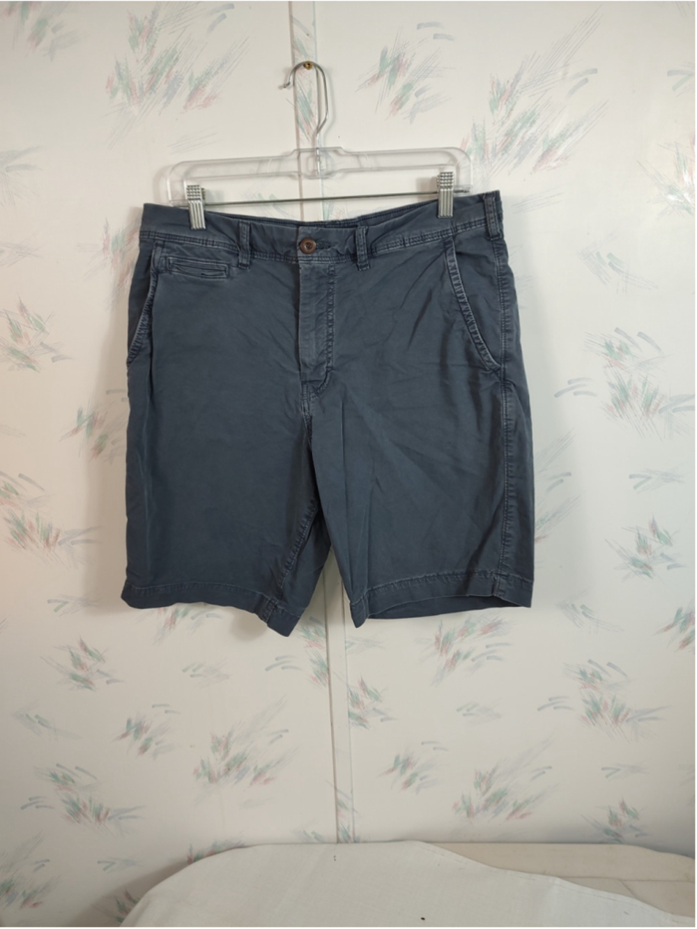 Men's American Eagle Next Level Stretch Classic Flat Front Shorts Blue 34